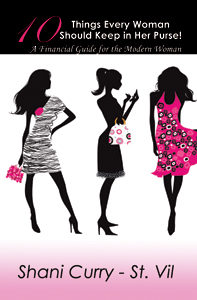 10 Things Every Woman Should Keep in Her Purse